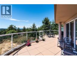 Ph52 2829 Arbutus Rd, Saanich, BC V8N5X5 Photo 26