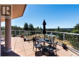Ph52 2829 Arbutus Rd, Saanich, BC V8N5X5 Photo 28