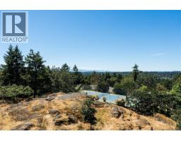 Ph52 2829 Arbutus Rd, Saanich, BC V8N5X5 Photo 42