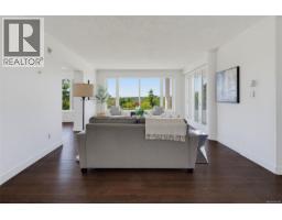 Primary Bedroom - Ph52 2829 Arbutus Rd, Saanich, BC V8N5X5 Photo 6