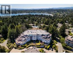Ph52 2829 Arbutus Rd, Saanich, BC V8N5X5 Photo 60