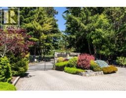 Ph52 2829 Arbutus Rd, Saanich, BC V8N5X5 Photo 63
