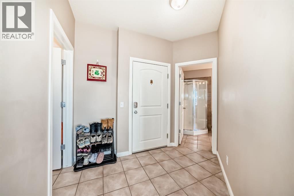 #321 8 Prestwick Pond Terrace SE - 16