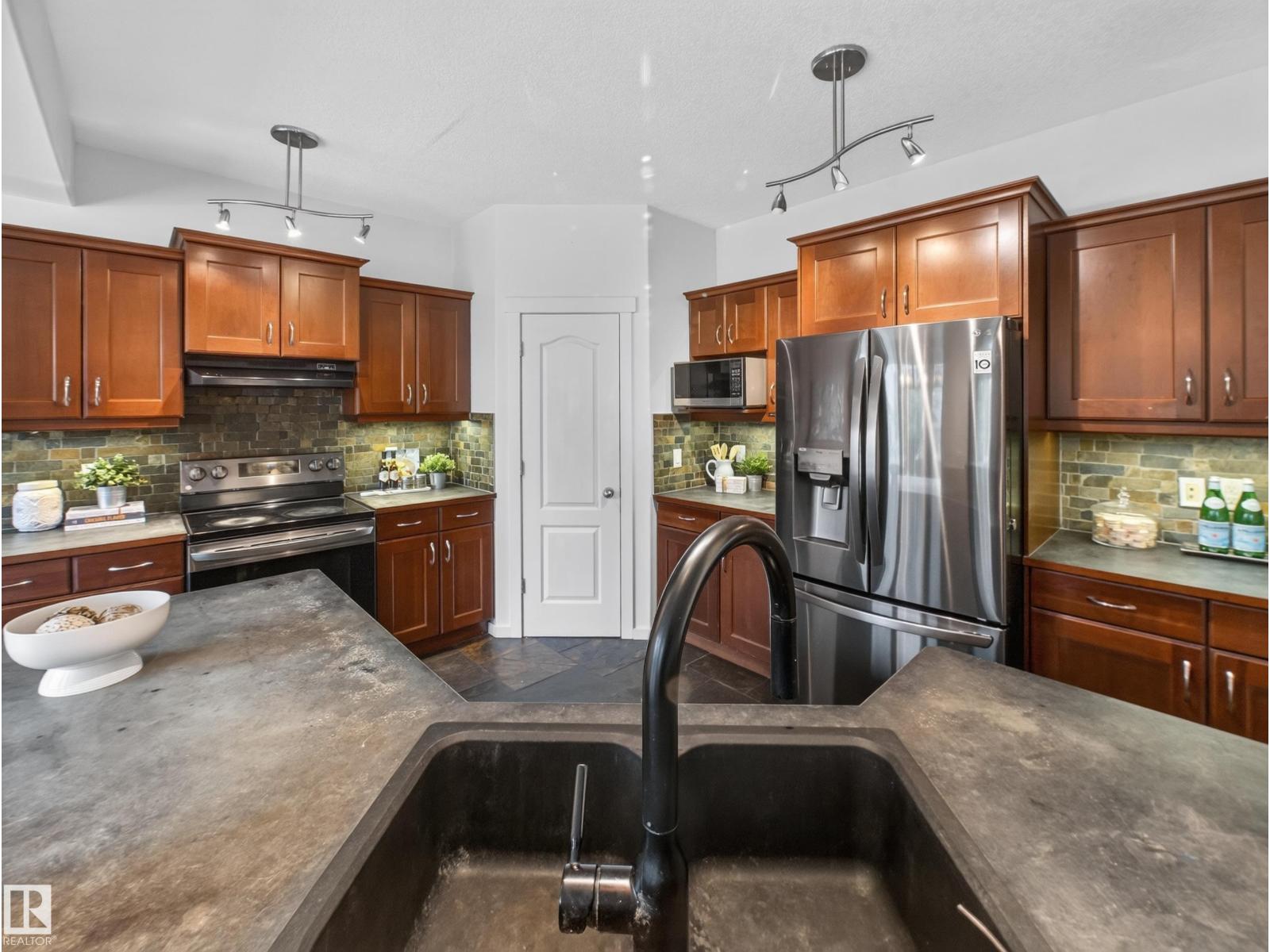205 SHEPPARD CO SW — photo 14