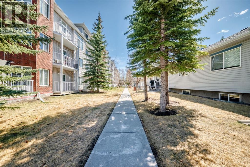 #321 8 Prestwick Pond Terrace SE - 47