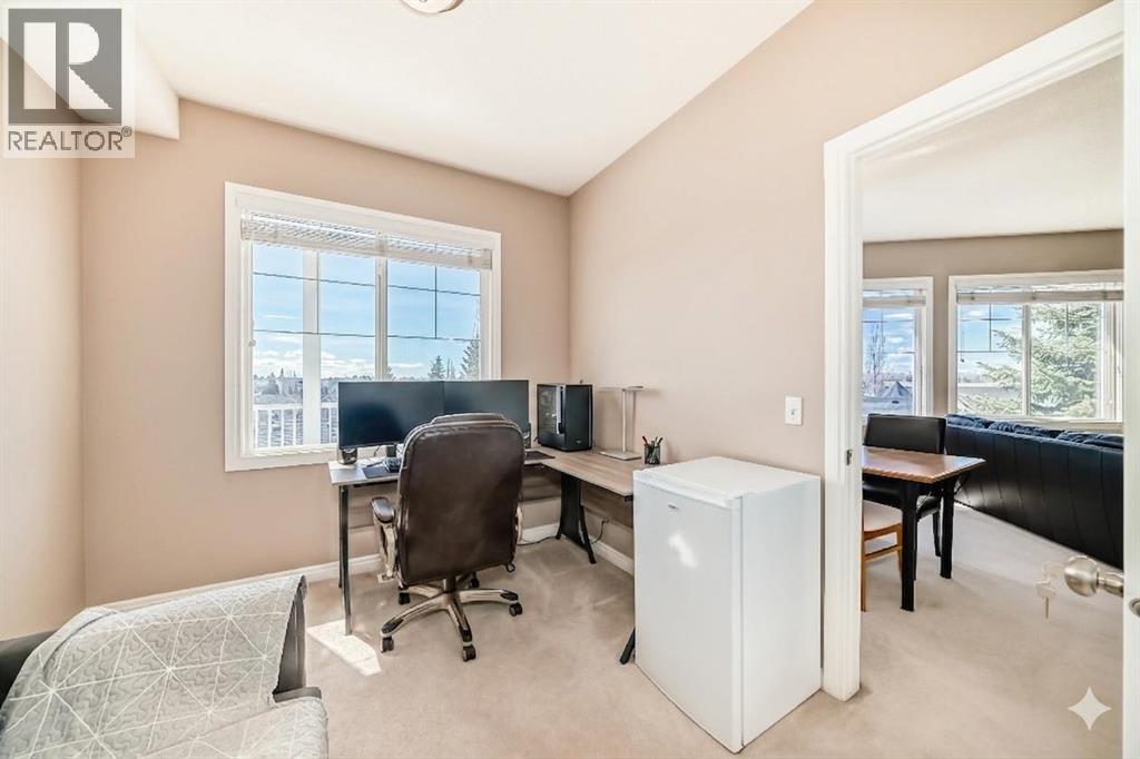 #321 8 Prestwick Pond Terrace SE - 35