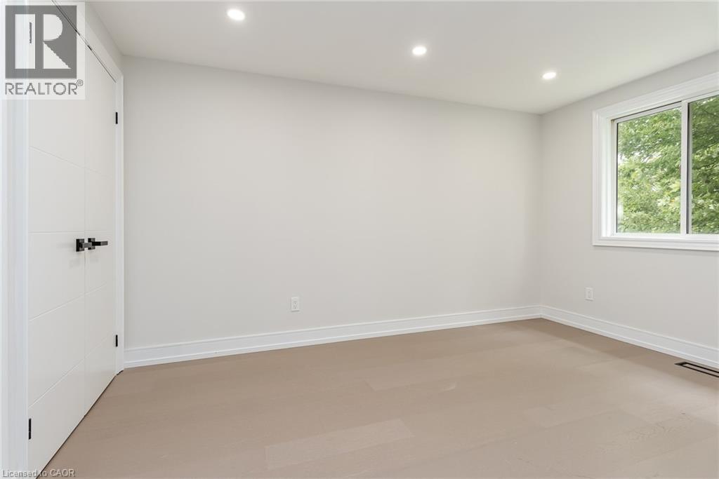 #B 629 SETTLERSFIELD Court - 22