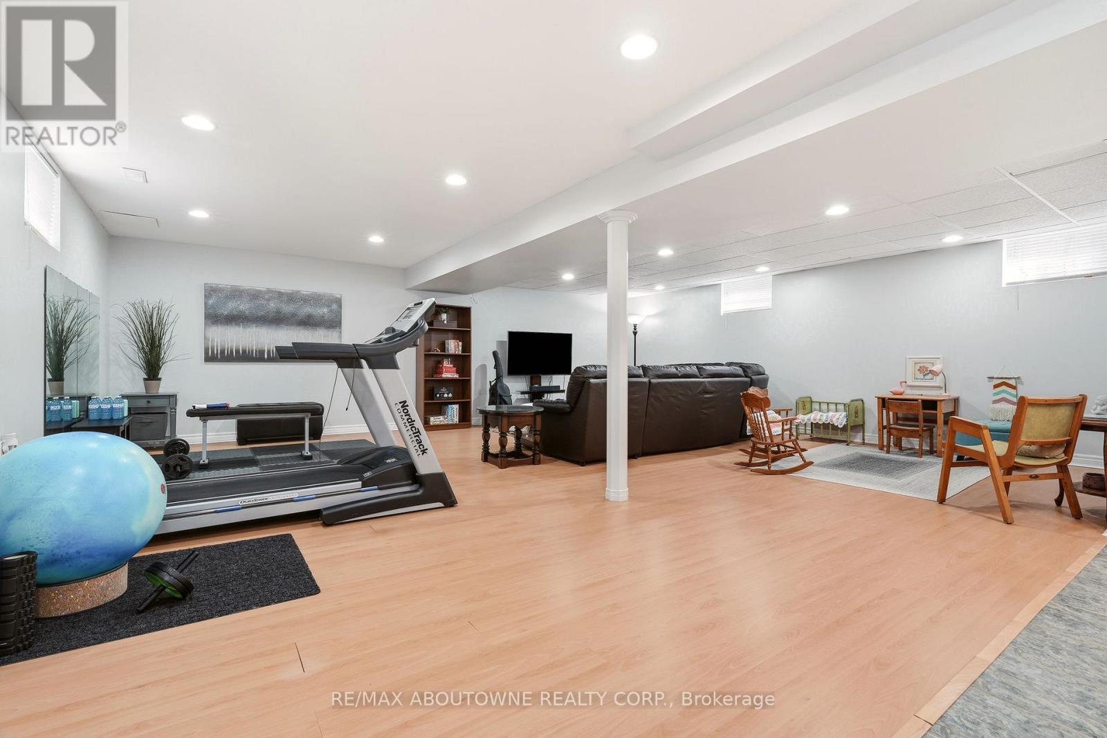 34 PENTLAND ROAD - 43
