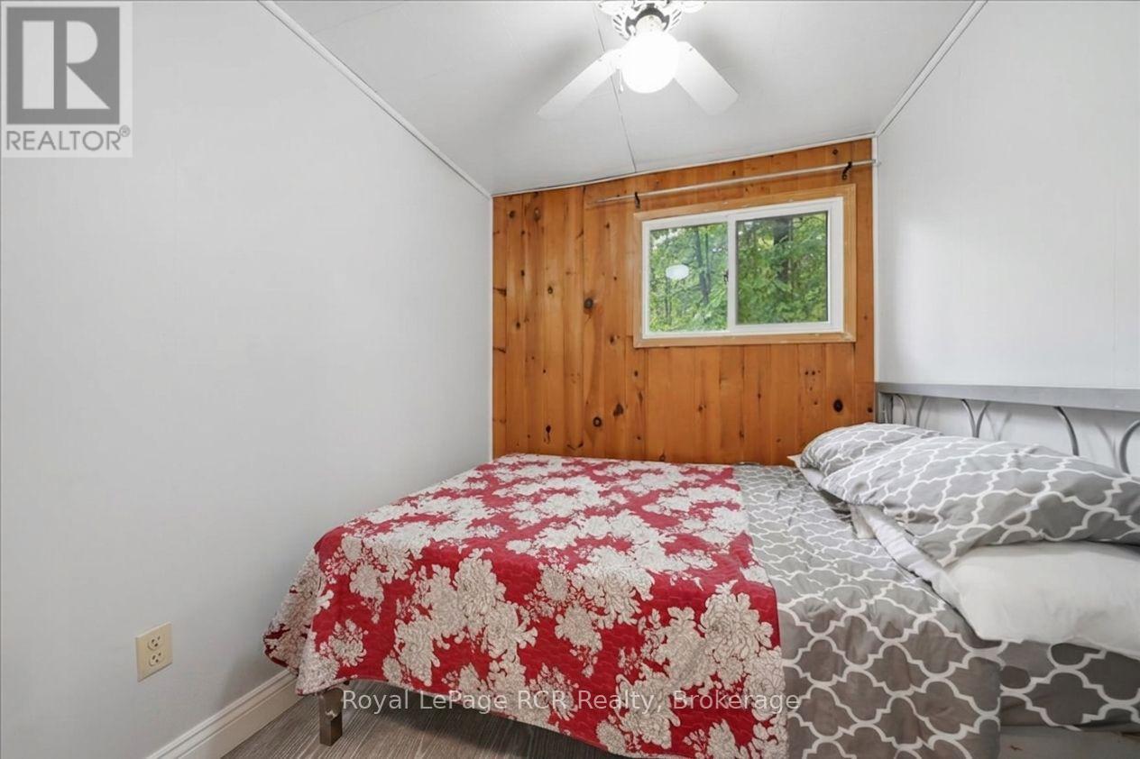45 ANDREW DRIVE - 16
