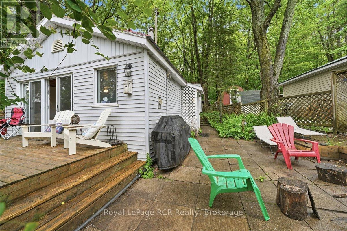 45 ANDREW DRIVE - 25