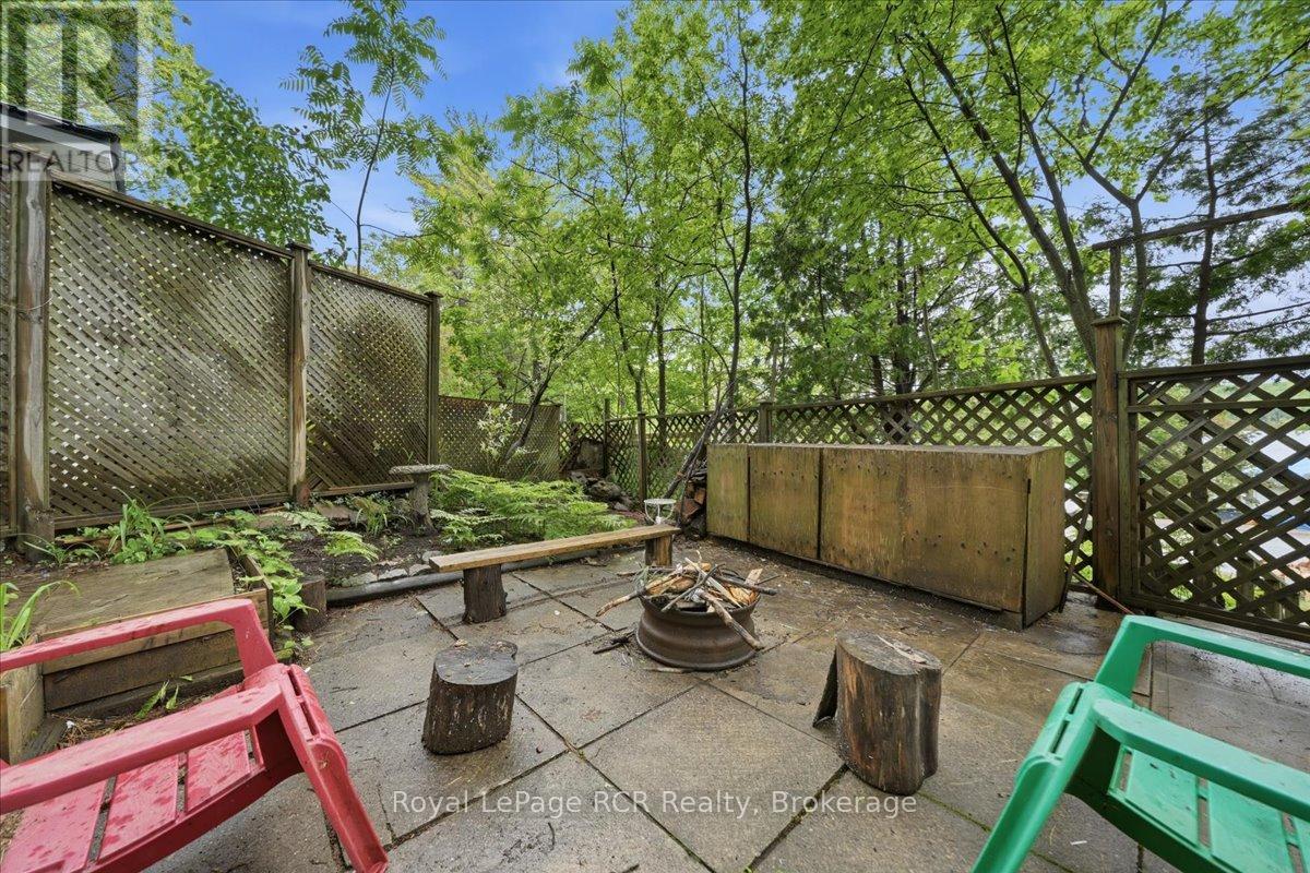 45 ANDREW DRIVE - 27