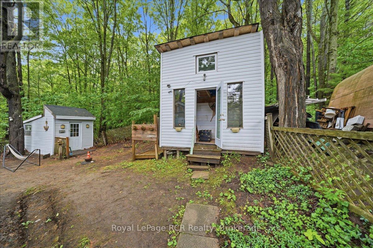 45 ANDREW DRIVE - 30