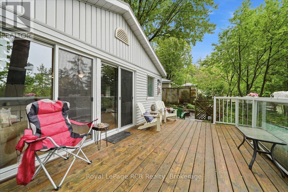 45 ANDREW DRIVE - 6