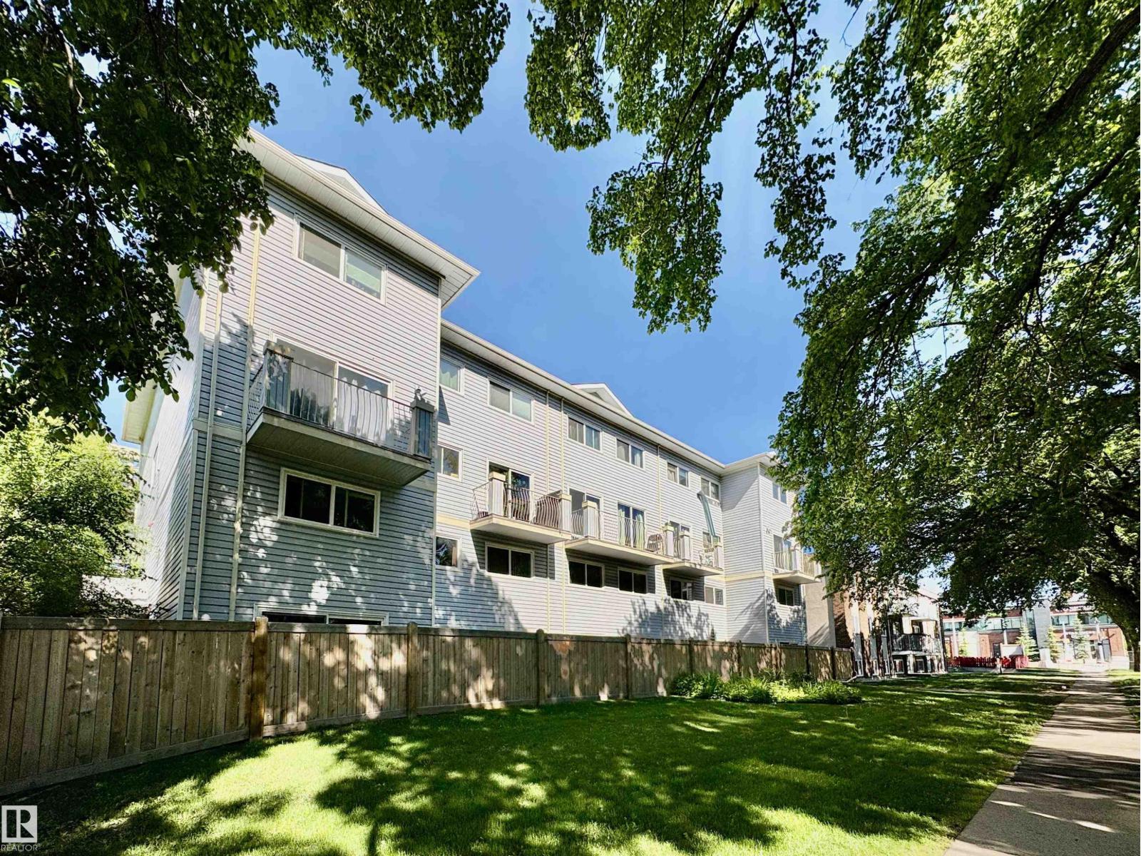 #3 10324 119 ST NW - 2