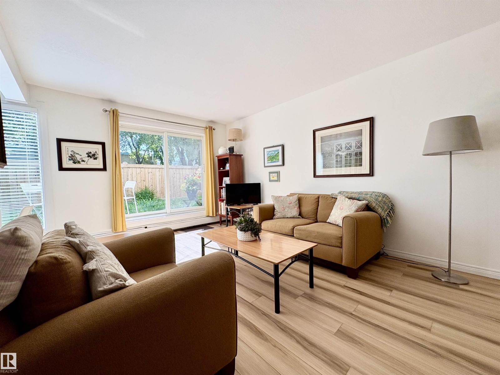 #3 10324 119 ST NW - 14