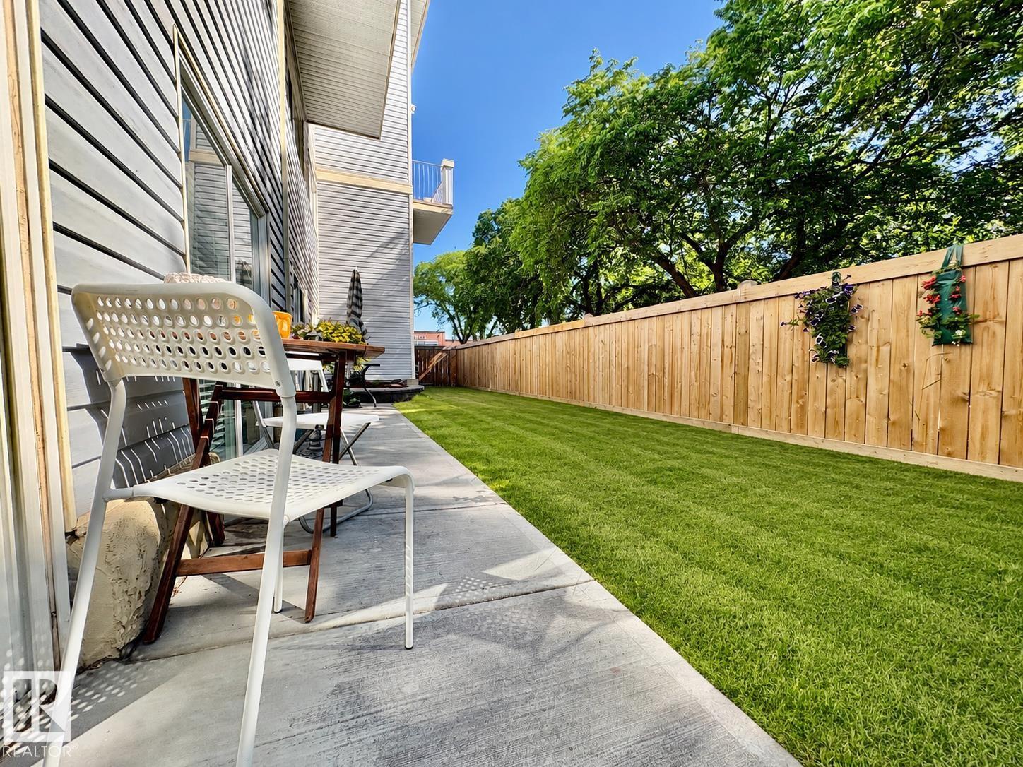 #3 10324 119 ST NW - 17