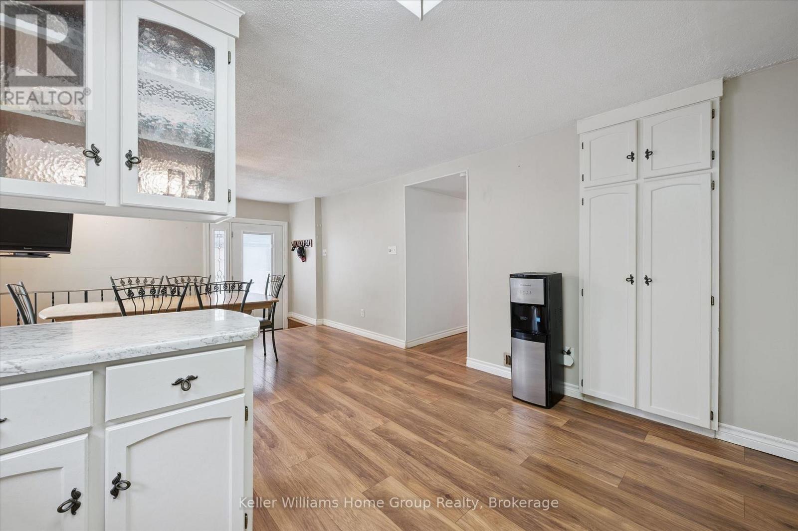 27 OMAR STREET - 19
