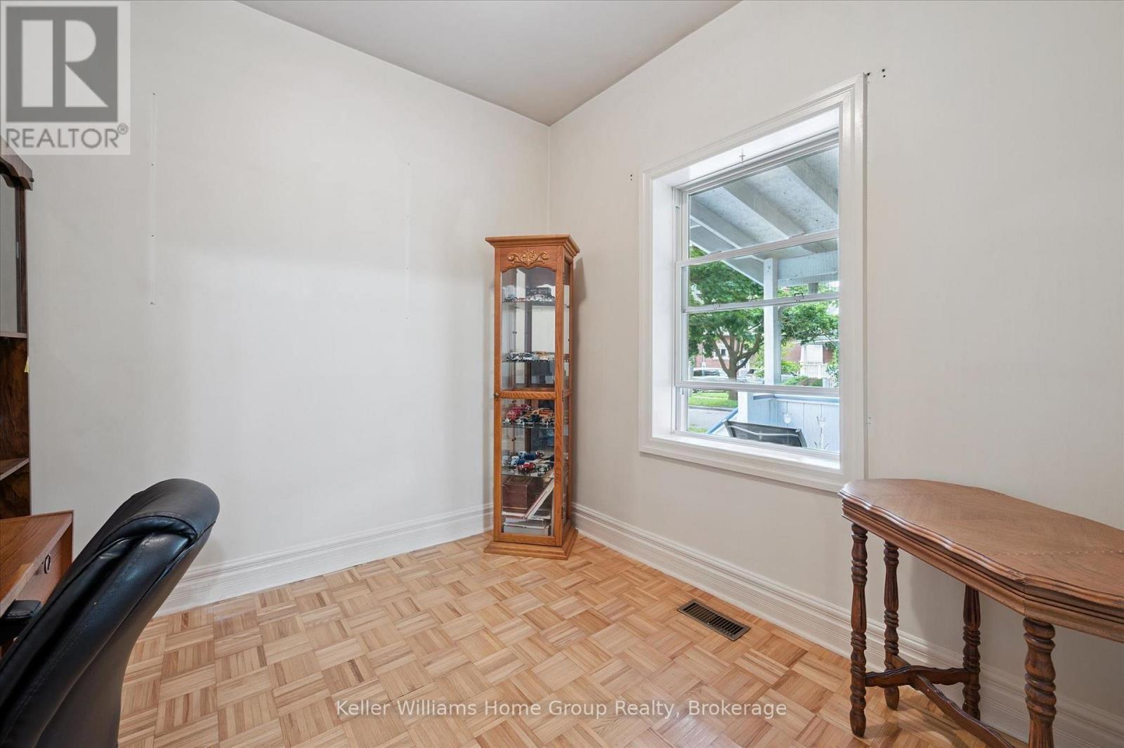 27 OMAR STREET - 22