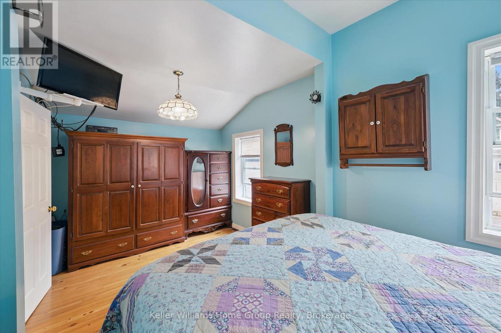 27 OMAR STREET - 26