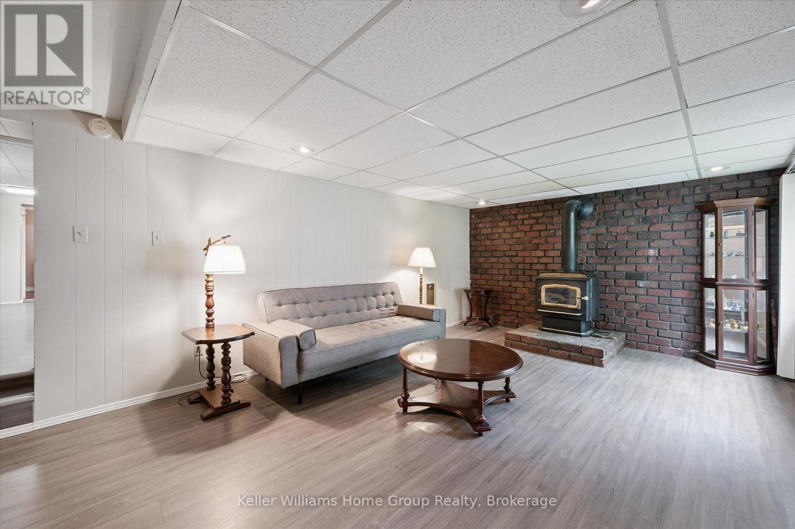 27 OMAR STREET - 28