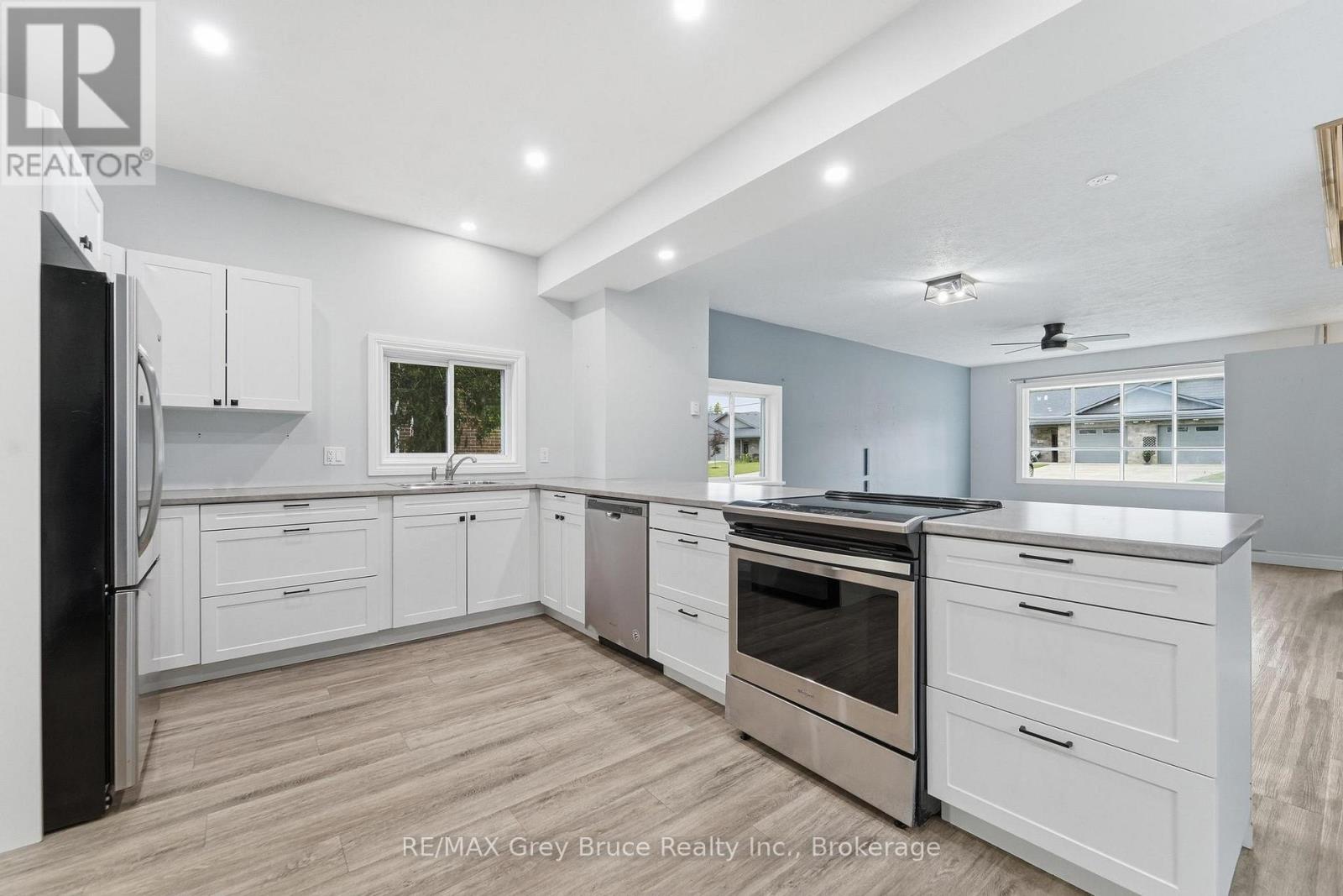 43 4TH STREET NW - 10