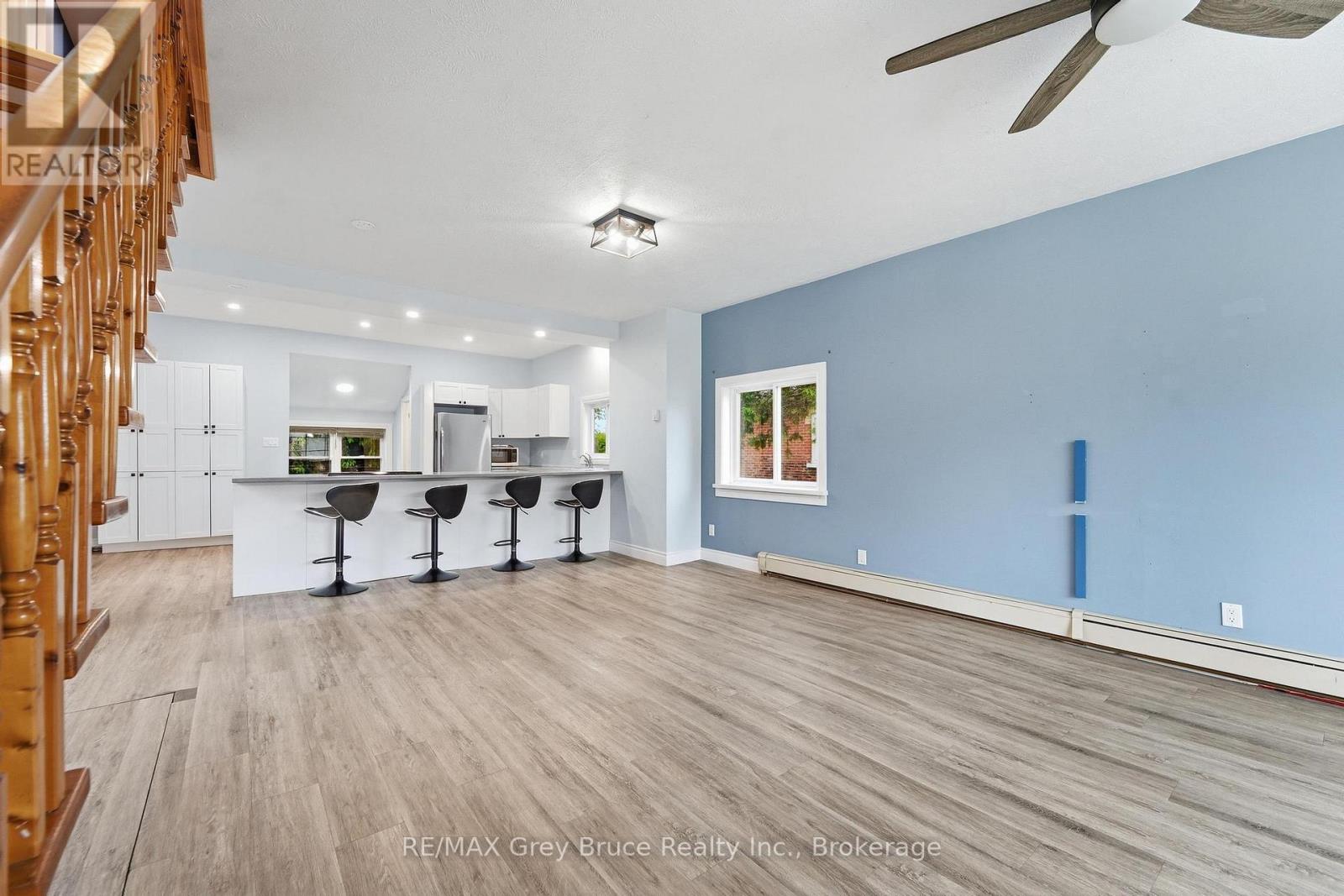 43 4TH STREET NW - 4