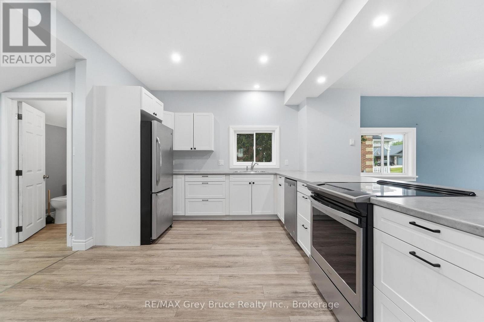 43 4TH STREET NW - 9