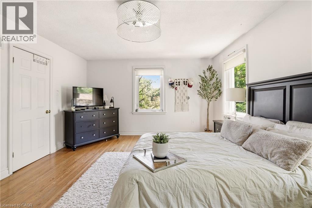 73 LEMON Street - Image 31