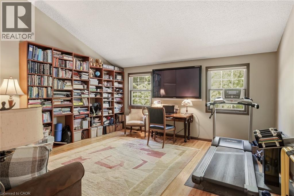 73 LEMON Street - Image 33