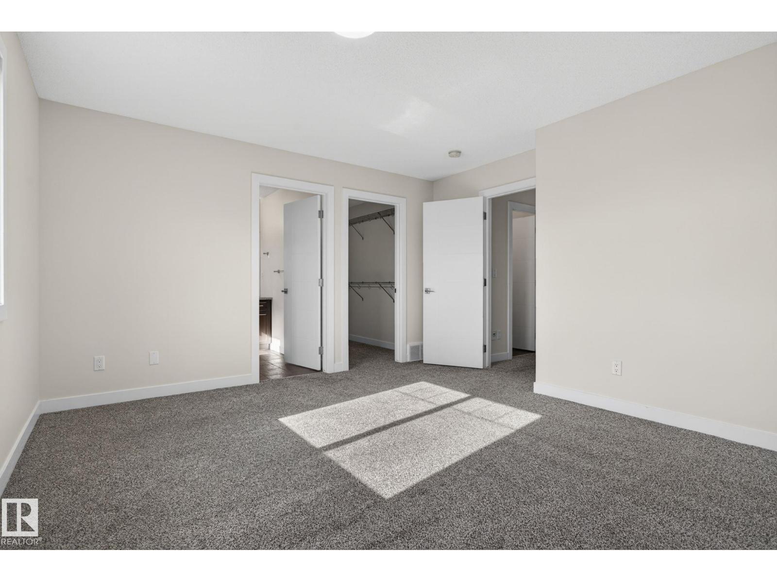 5306 67 street - 21