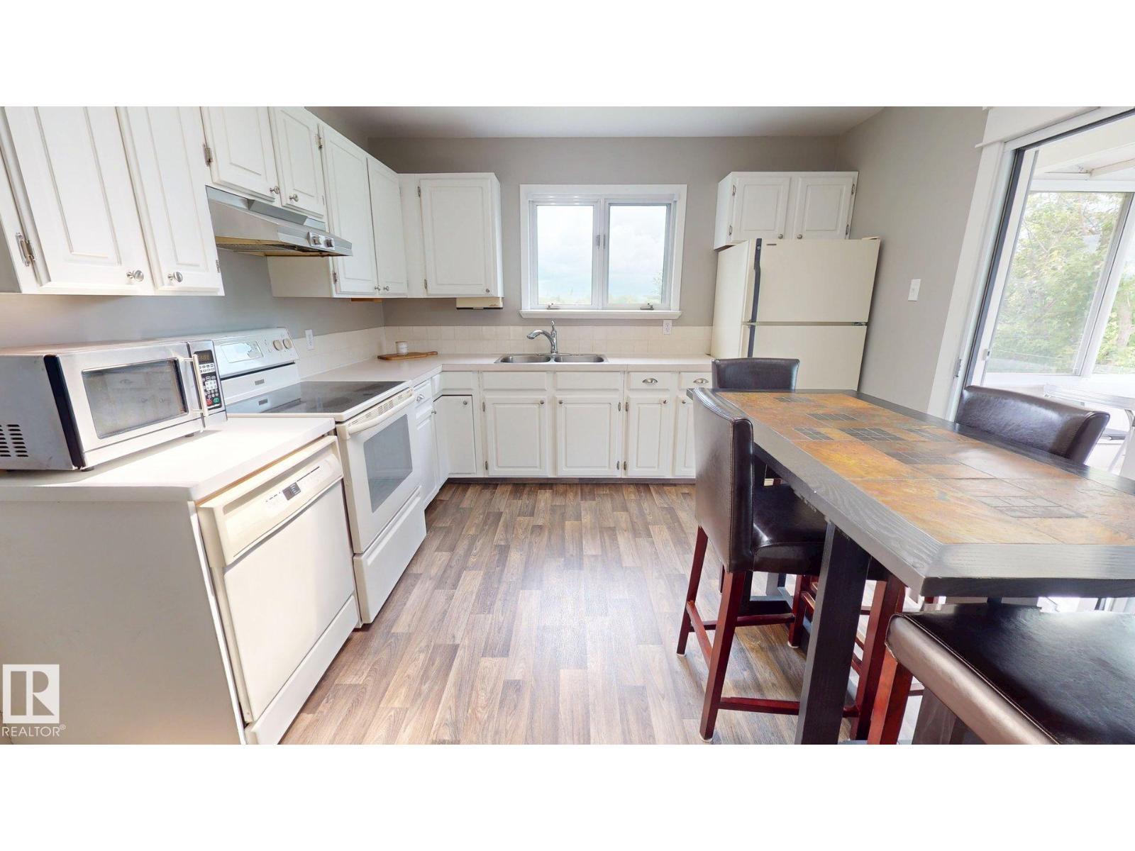 27309 TWP 534 - 8