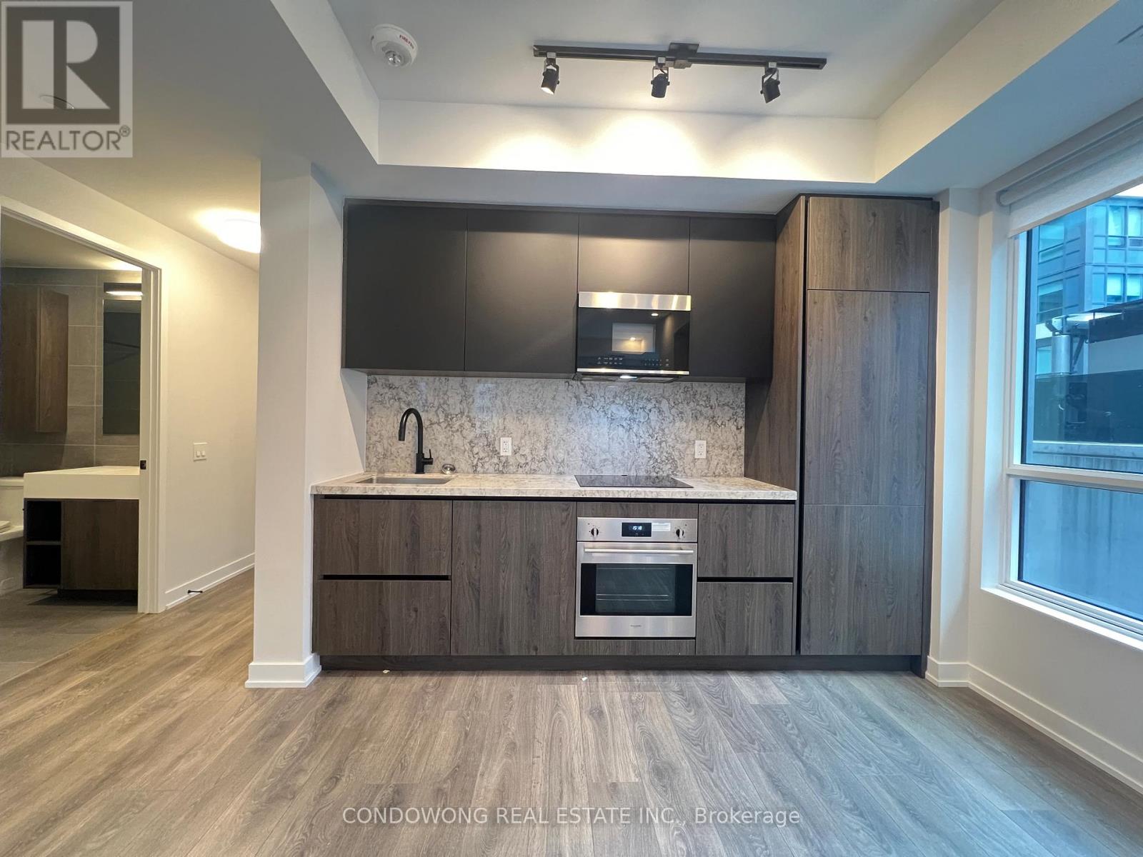 High End Kitchen