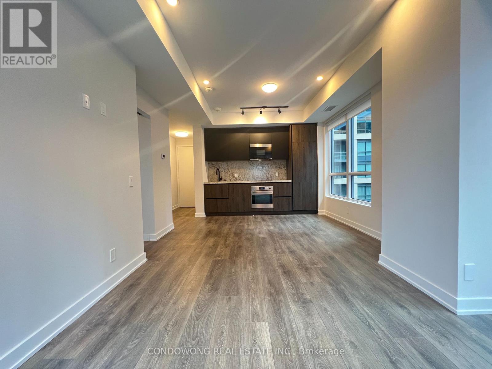 Super Bright & Spacious