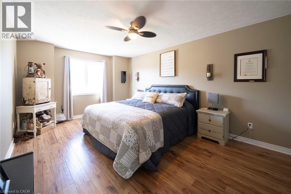 17 DRIFTWOOD Drive - 17