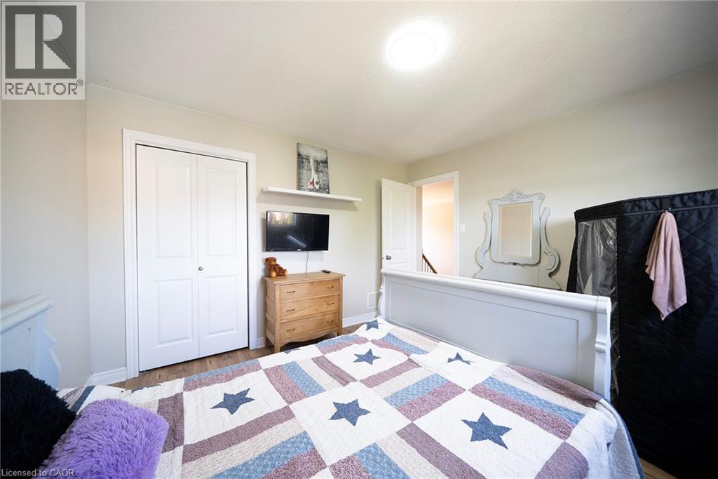 17 DRIFTWOOD Drive - 21