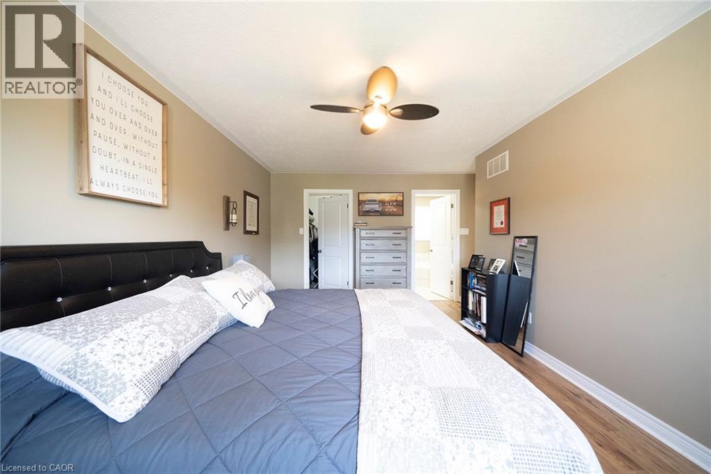 17 DRIFTWOOD Drive - 22