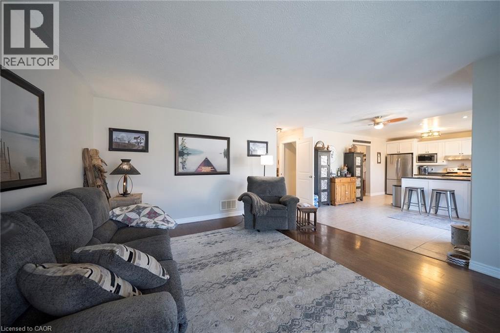17 DRIFTWOOD Drive - 9