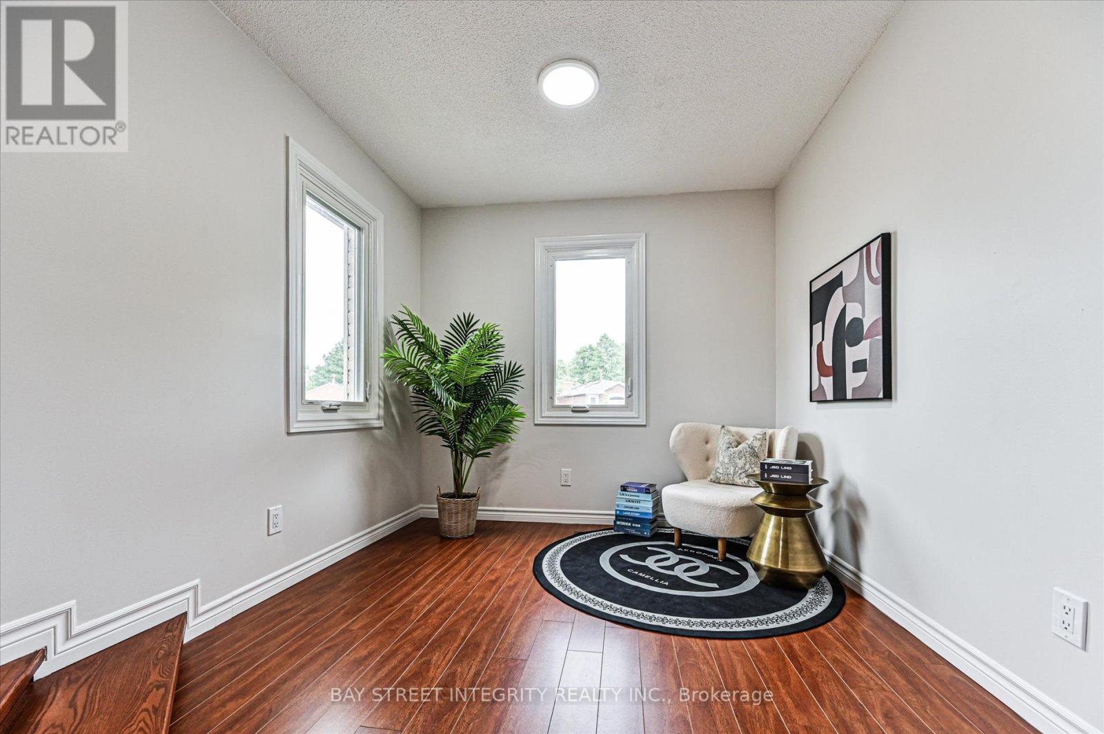 15 HUNTSMILL BOULEVARD - 18