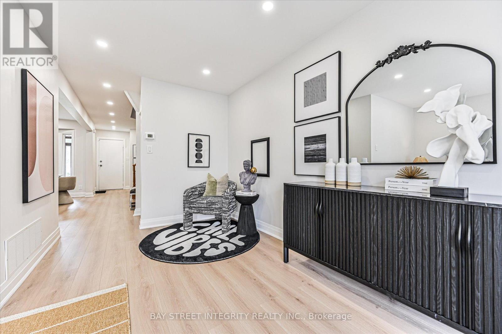 15 HUNTSMILL BOULEVARD - 5
