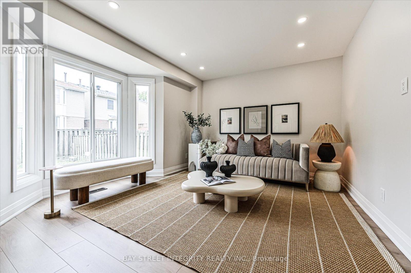 15 HUNTSMILL BOULEVARD - 7