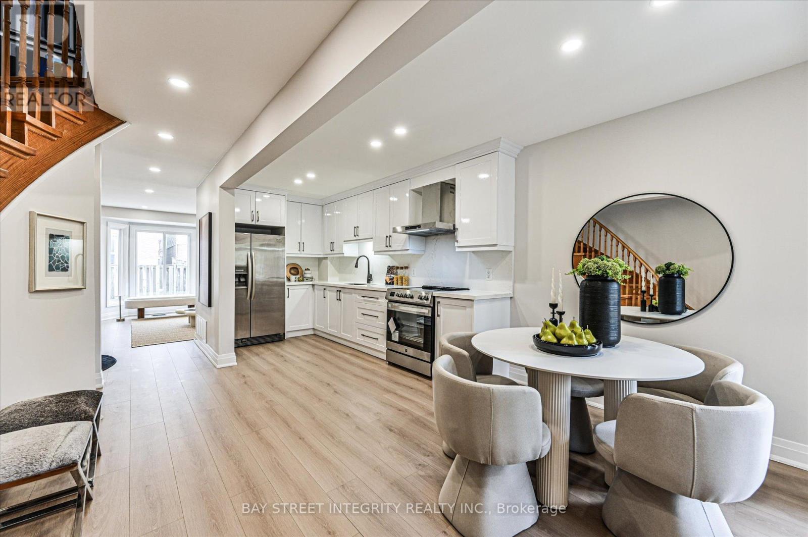 15 HUNTSMILL BOULEVARD - 9