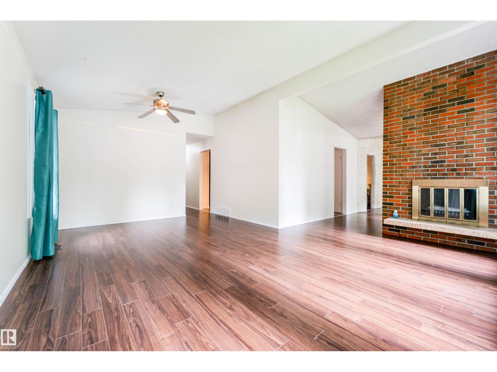 60 Fenwick CR — photo 12