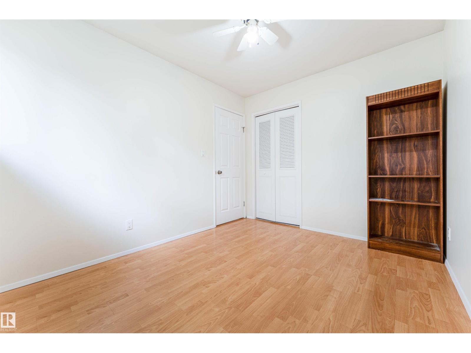 60 Fenwick CR — photo 21