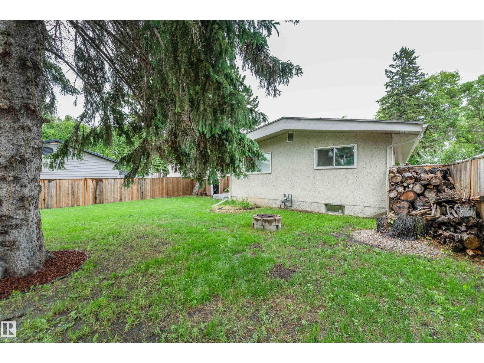 60 Fenwick CR — photo 48