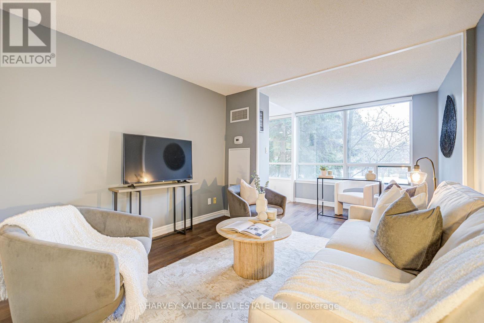 #212 120 PROMENADE CIRCLE - 13