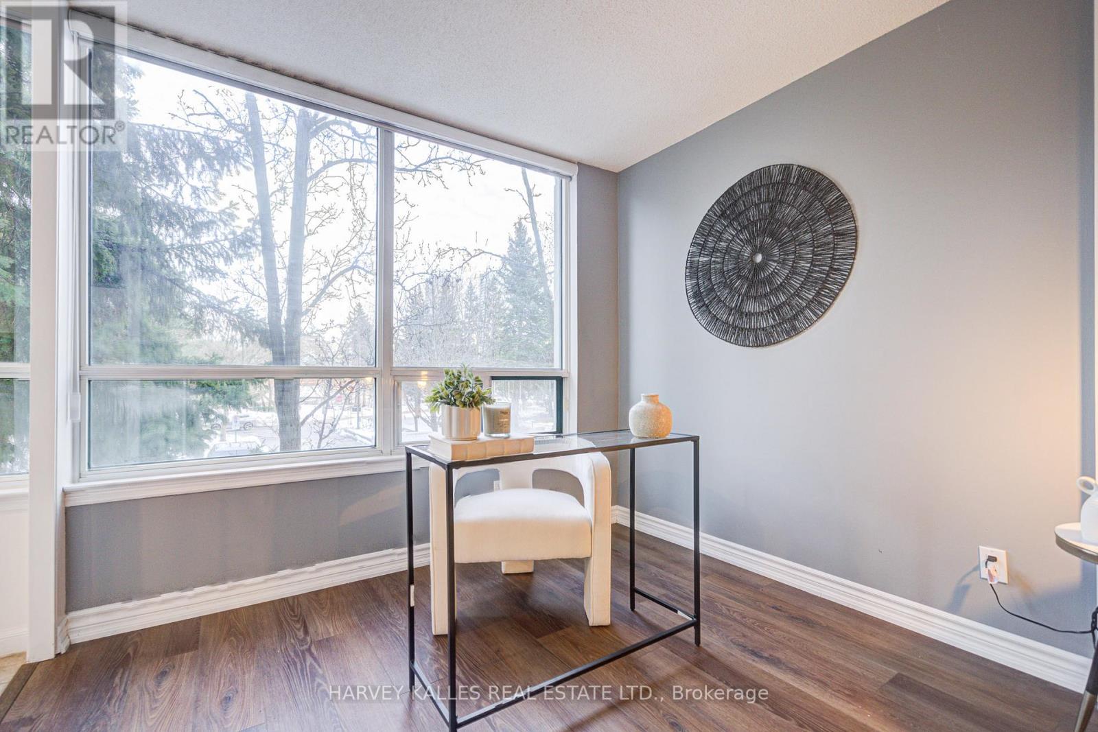 #212 120 PROMENADE CIRCLE - 15