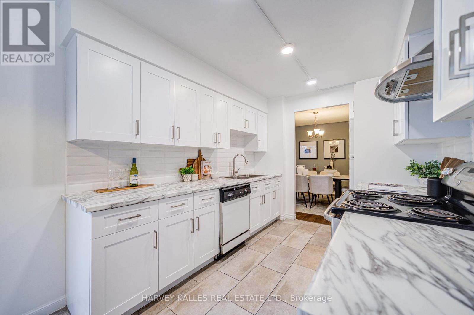 #212 120 PROMENADE CIRCLE - 20