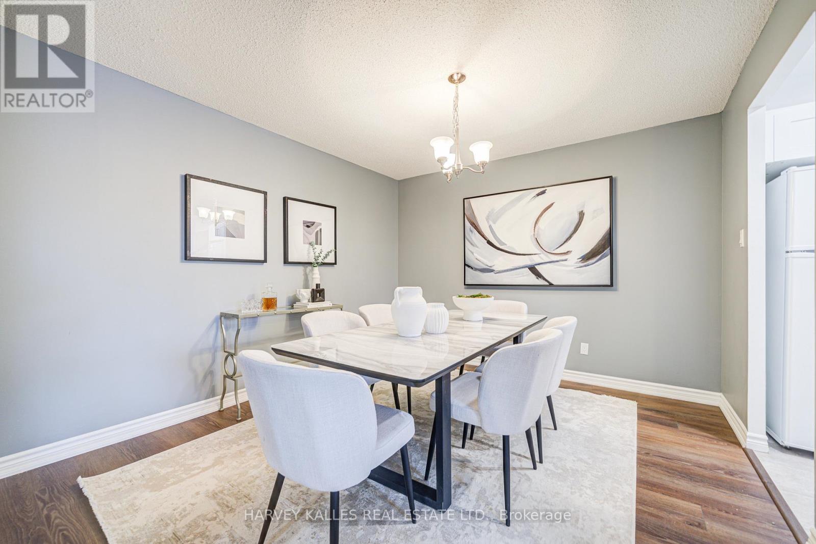 #212 120 PROMENADE CIRCLE - 26