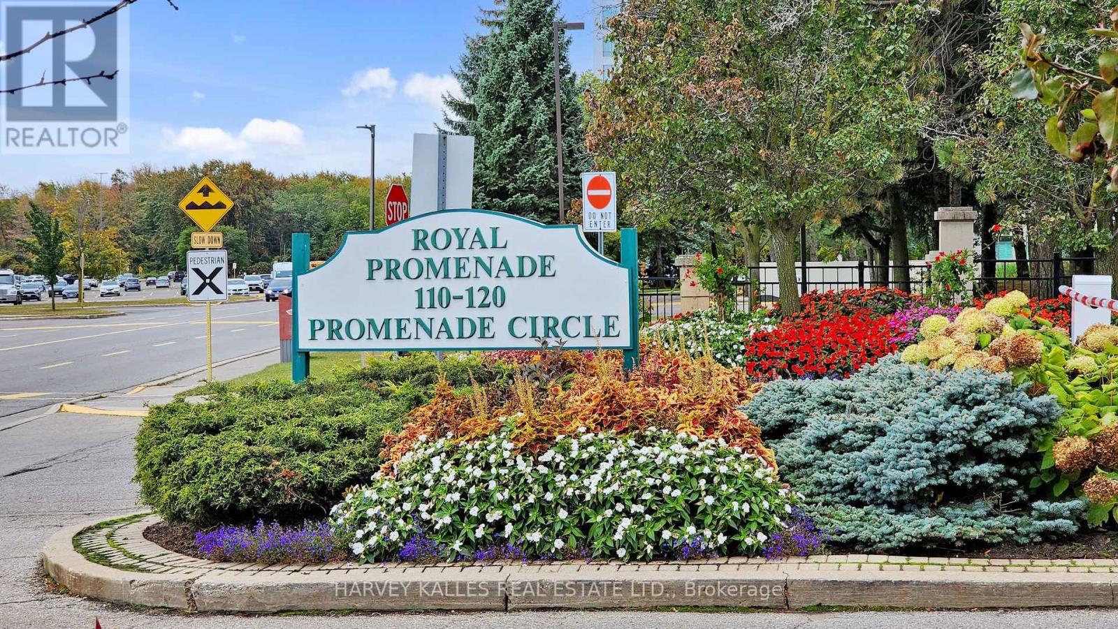 #212 120 PROMENADE CIRCLE - 3