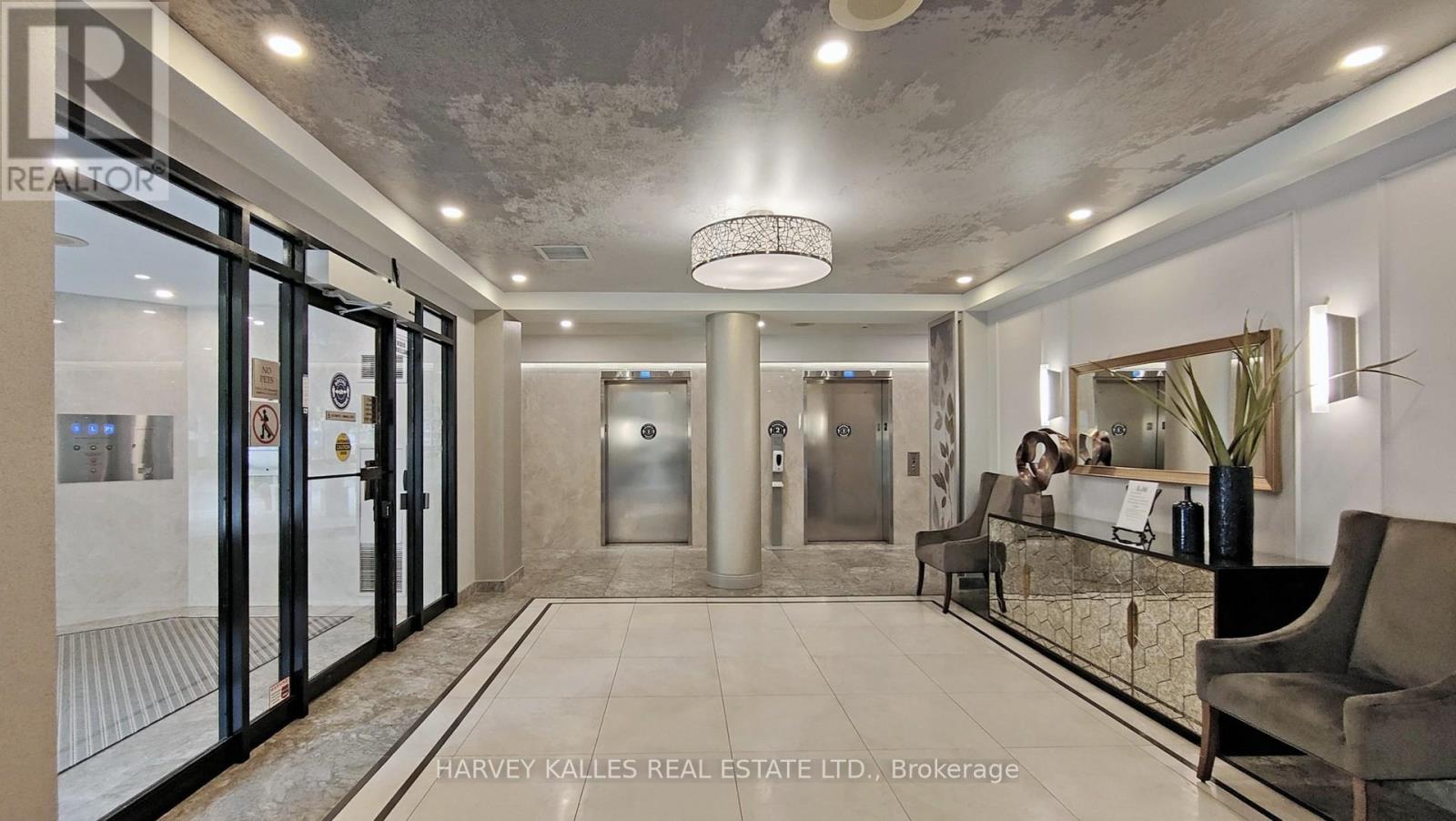 #212 120 PROMENADE CIRCLE - 5